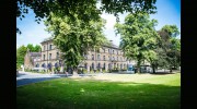 White Hart Hotel & Apartments