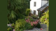 The Yat Guest House